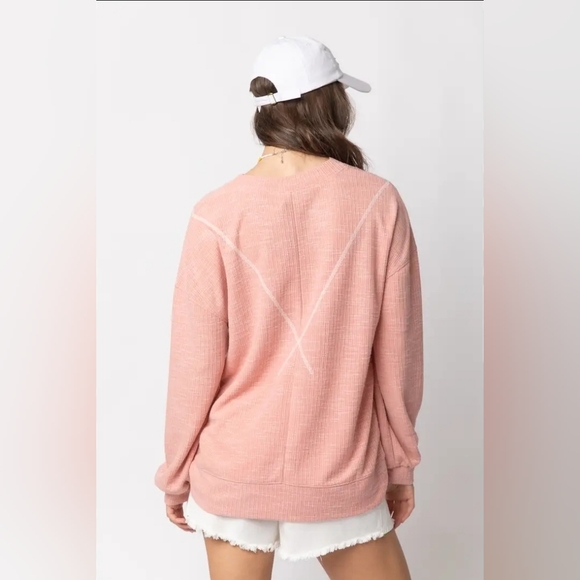 Ribbed Knit V Stitch Top - Picture 6 of 7